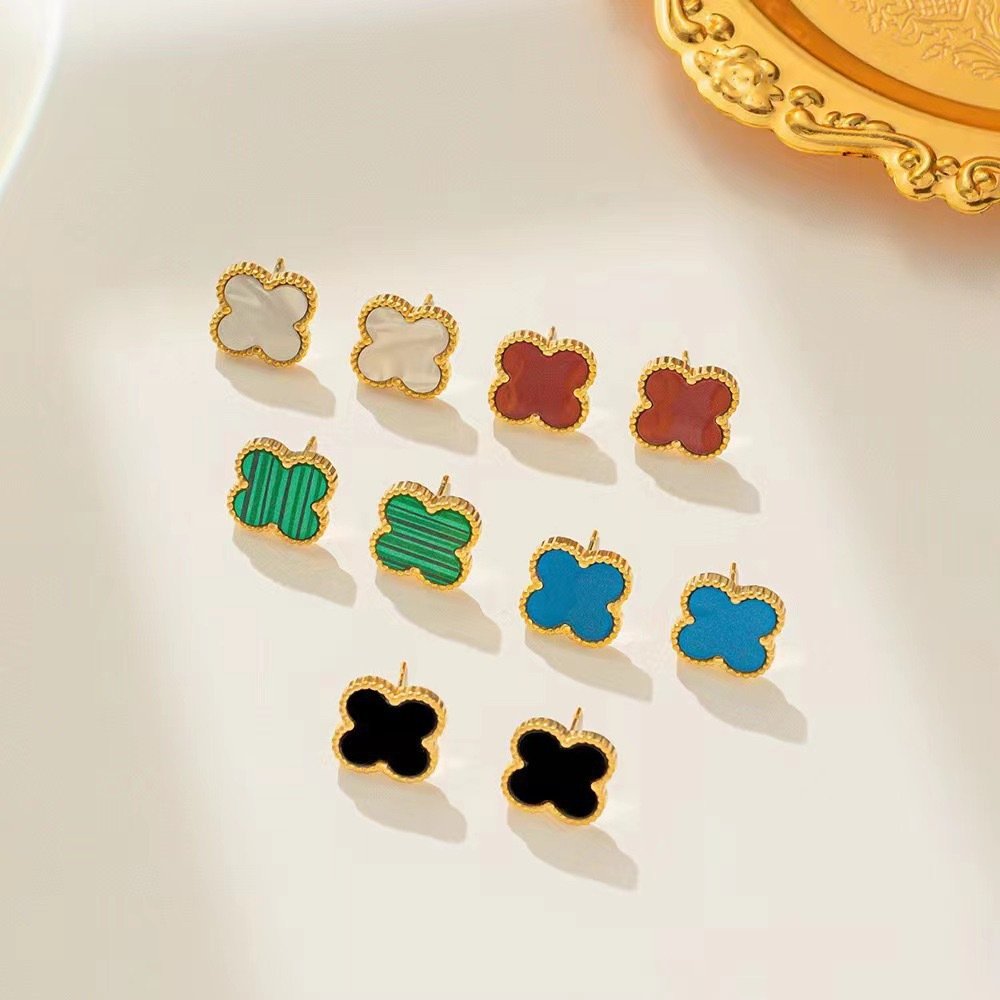 Clover Stud Earrings