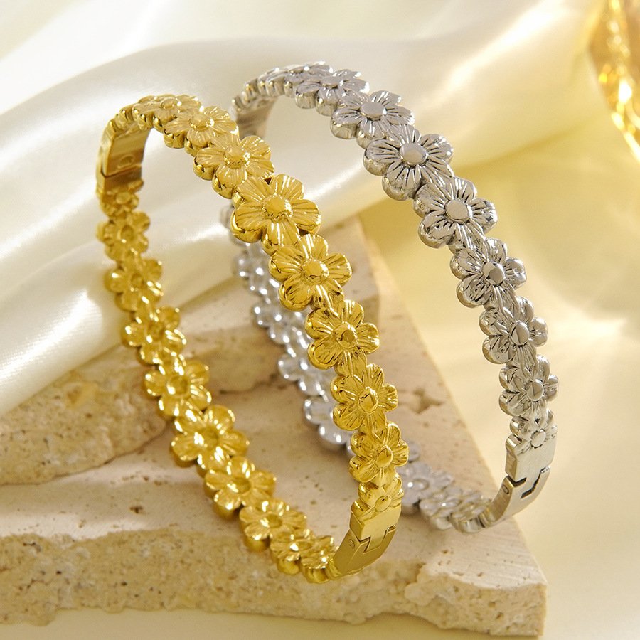 Gold Flower Bracelet