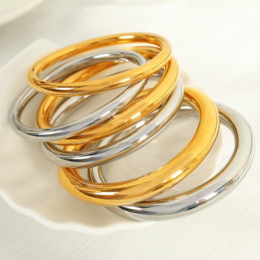 Classic Gold Bangle Bracelet for Women – Minimalist Stainless Steel Round Bracelet Jewelry