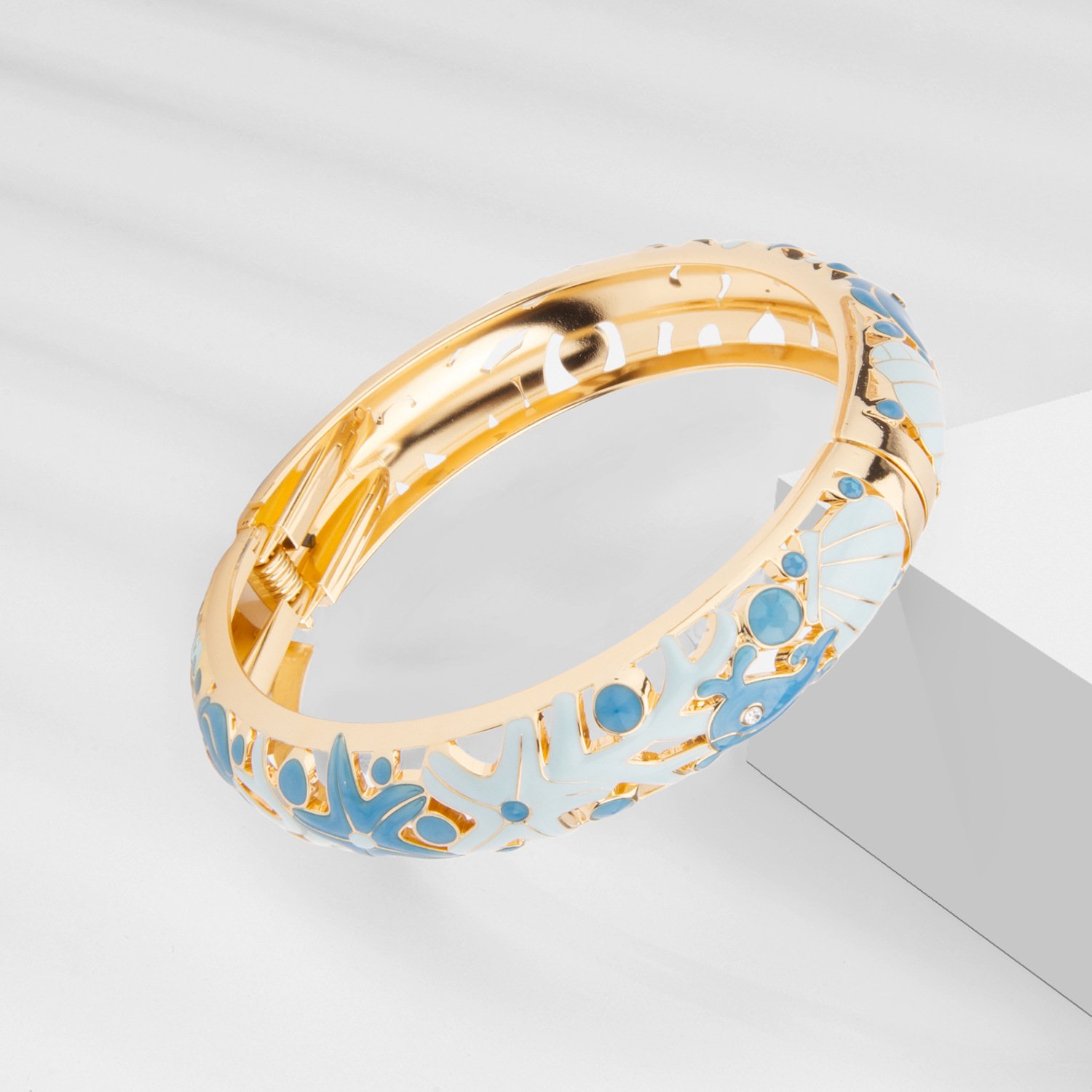 blue-floral-cloisonne-enamel-bracelet-women-oriental-bangle.jpg