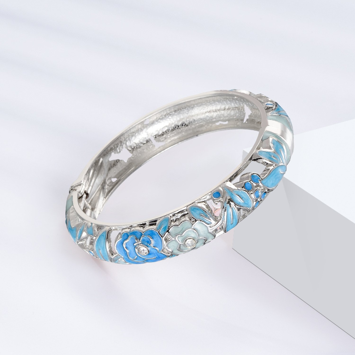 blue-floral-cloisonne-enamel-bracelet-women-oriental-bangle.jpg