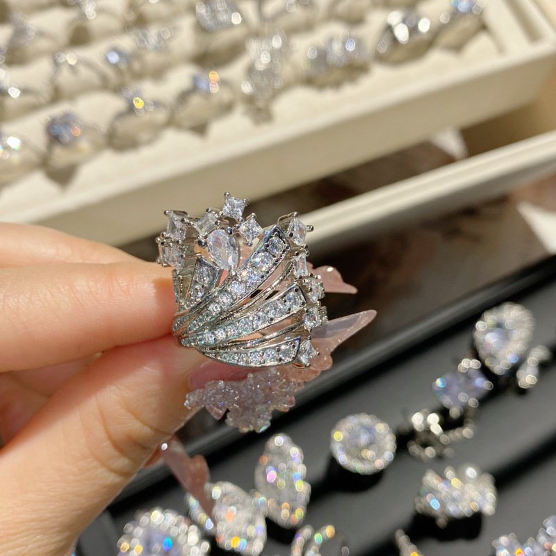 Close Up Of Butterfly Cubic Zirconia Ring, Luxury Hollow Butterfly Jewelry