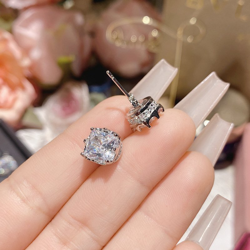 Double C Water Drop Zircon Stud Earrings Silver Tone