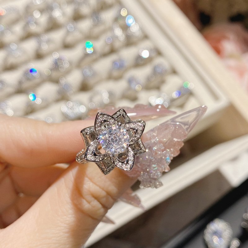 Hollow Silver Butterfly Zircon Ring, Sparkling Cubic Zirconia Statement Ring For Women