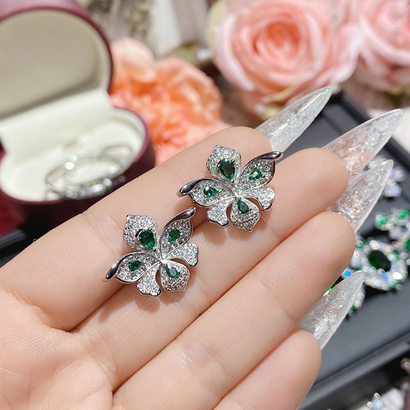 Green Leaf Teardrop Zircon Drop Earrings Silver Tone Hand Close Up