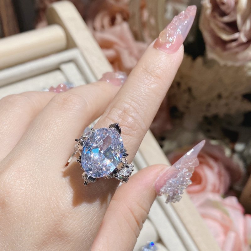 Hollow Silver Butterfly Zircon Ring, Sparkling Cubic Zirconia Statement Ring For Women