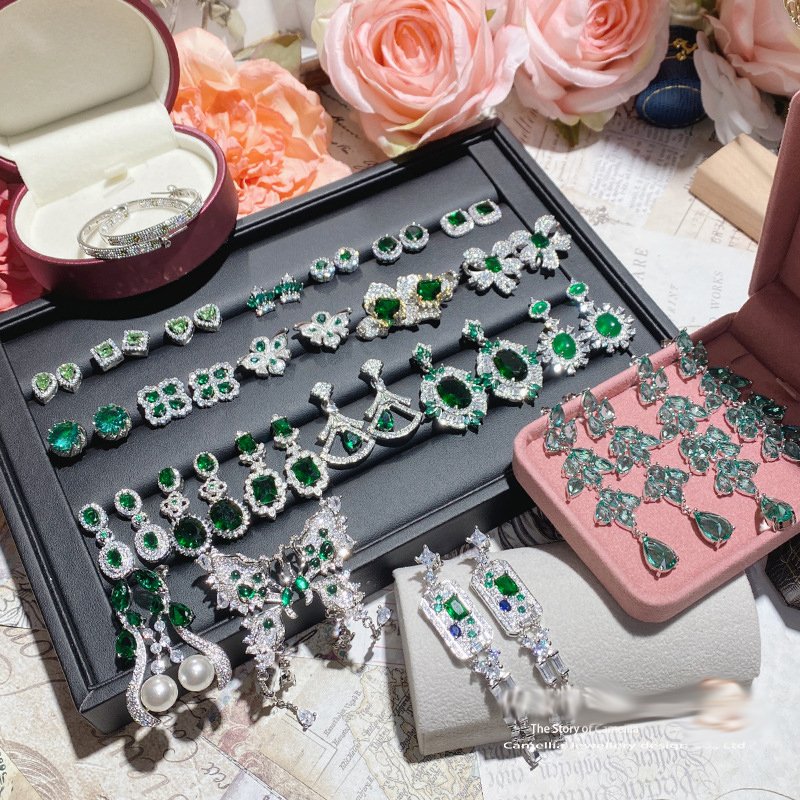 Green Leaf Teardrop Zircon Drop Earrings | Long Emerald Green Cubic Zirconia Dangle Statement Earrings For Women
